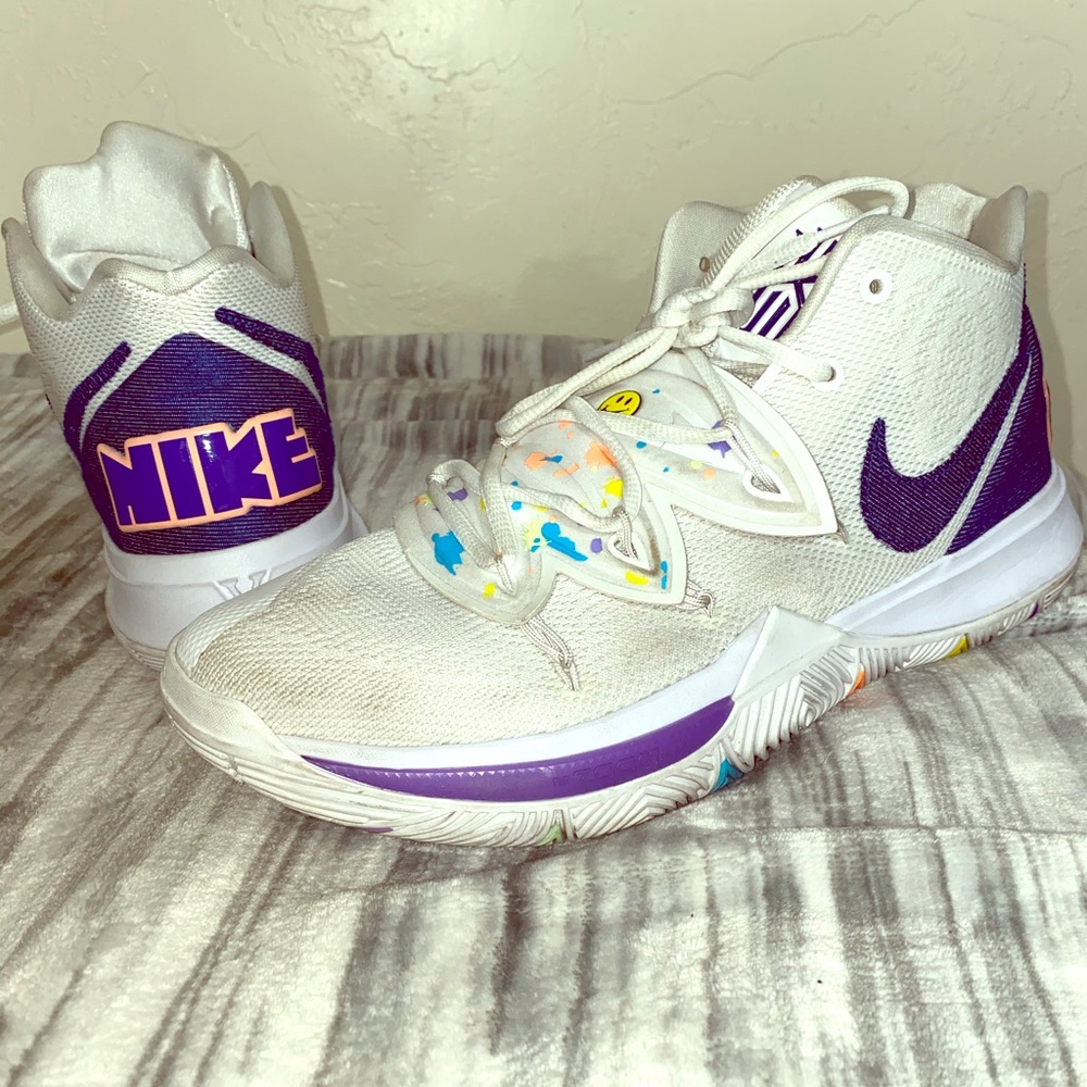 Kyrie 5 Have A Nike Day